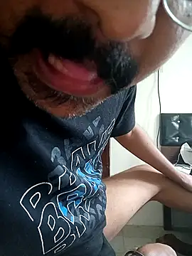 TamilRedchilli online show from May 2026 05:57:01 AM