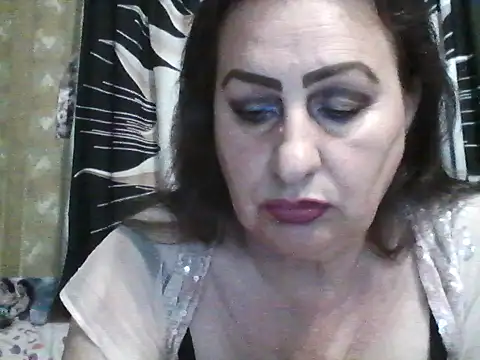 Snapshot of LoaqLovew chatting on May 2026 09:03:01 AM LoaqLovew online show from May 2026 09:03:01 AM