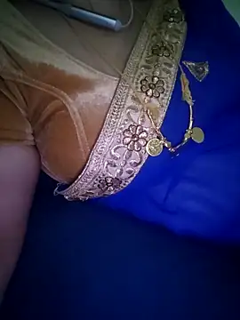 Call Honey online show from May 2026 01:01:02 AM