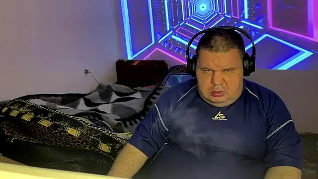 chubby daddy online show from April 2026 09:24:01 PM