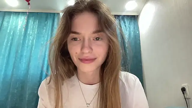 MonaNox online show from May 2026 10:11:02 AM