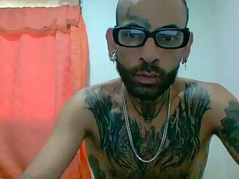 Snapshot of Demon_Rose_ chatting on July 2026 08:15:02 PM Demon Rose online show from July 2026 08:15:02 PM