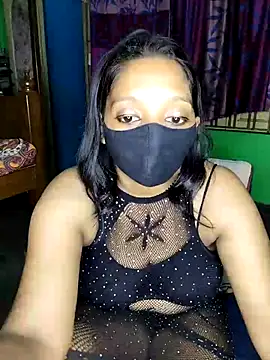 Scarlethoty online show from May 2026 11:03:02 AM