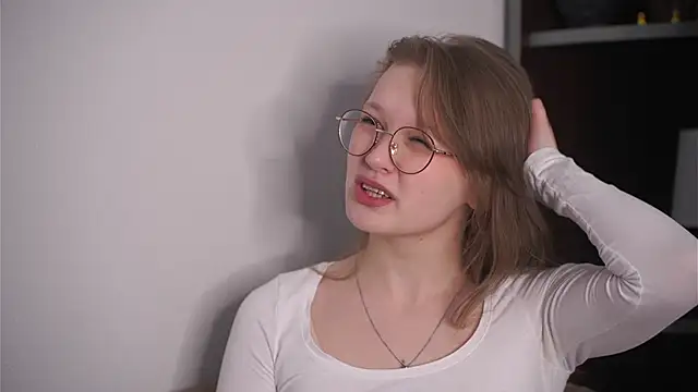 MarisaPuent online show from April 2026 04:37:01 AM