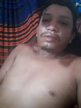 Safadsexo online show from April 2026 07:00:02 PM