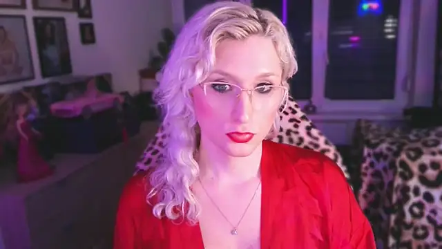 Madame Blonde online show from April 2026 01:51:01 AM