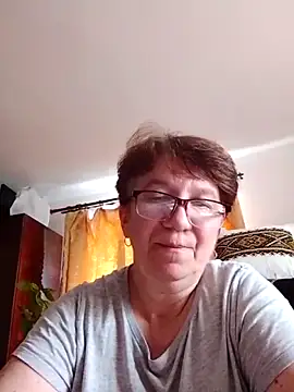 Snapshot of KetQueen101 chatting on May 2026 02:45:01 PM KetQueen101 online show from May 2026 02:45:01 PM