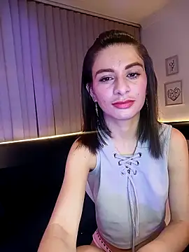 Snapshot of mariana__thompson chatting on May 2026 02:39:01 AM mariana thompson online show from May 2026 02:39:01 AM