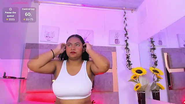 Playful Violet online show from May 2026 02:23:02 PM
