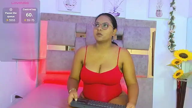 Playful Violet online show from May 2026 01:30:02 PM