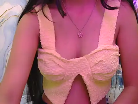 hot-saanvi online show from April 2026 06:06:01 AM