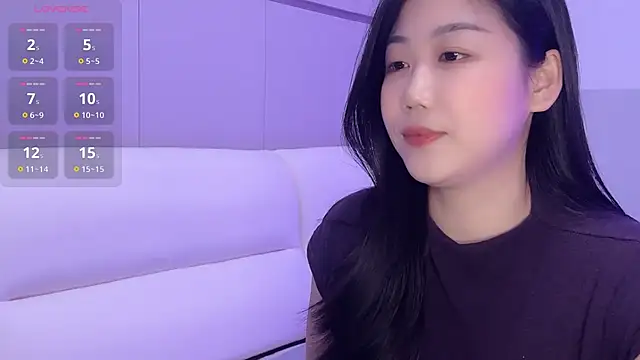 F-Yuwei online show from April 2026 05:30:01 PM