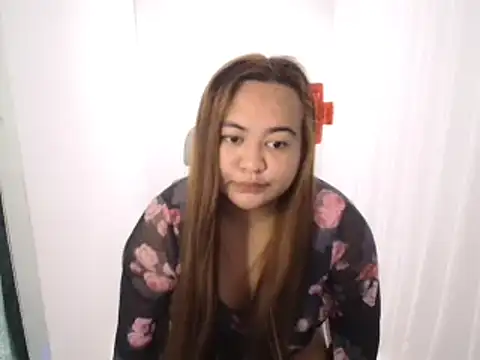 Czarinna online show from April 2026 06:35:02 PM