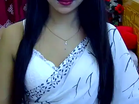 Snapshot of Alina_Nur chatting on July 2026 08:07:02 PM Alina Nur online show from July 2026 08:07:02 PM