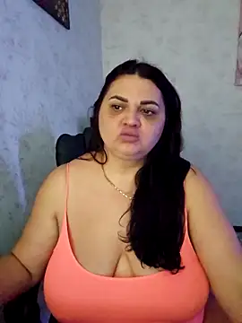 -CUTE-EVVIL- online show from May 2026 06:03:02 PM