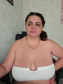 -CUTE-EVVIL- online show from July 2026 07:04:01 AM