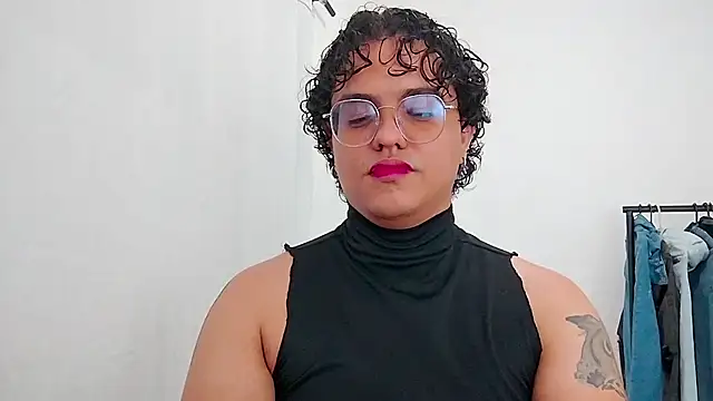 Snapshot of Diane_exotic chatting on April 2026 01:15:01 AM Diane exotic online show from April 2026 01:15:01 AM