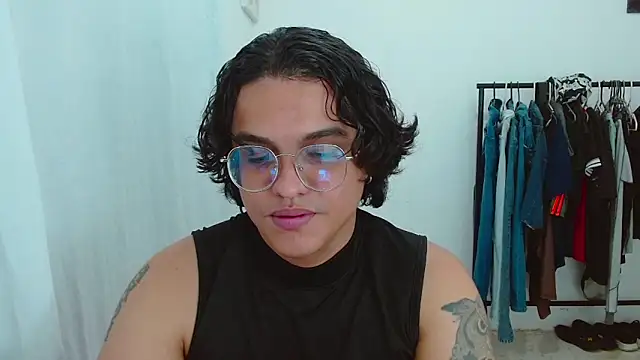 Snapshot of Diane_exotic chatting on June 2026 12:00:02 AM Diane exotic online show from June 2026 12:00:02 AM