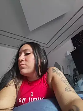 Snapshot of valeryrouse27 chatting on May 2026 08:38:02 PM valeryrouse27 online show from May 2026 08:38:02 PM