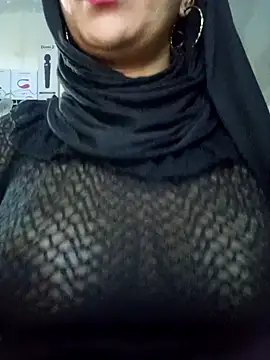 Snapshot of nadia__abaud chatting on December 2024 05:49:02 AM nadia abaud online show from December 2024 05:49:02 AM