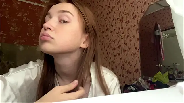 Snapshot of Chloooee chatting on July 2026 08:49:02 AM Chloooee online show from July 2026 08:49:02 AM