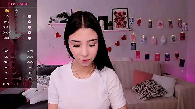 jasmintokyra online show from April 2026 02:21:01 AM