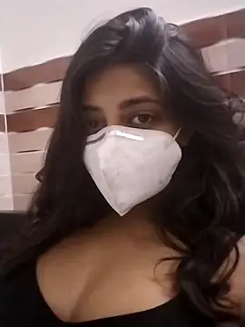 NAUGHTY-RASHI online show from May 2026 07:14:02 AM