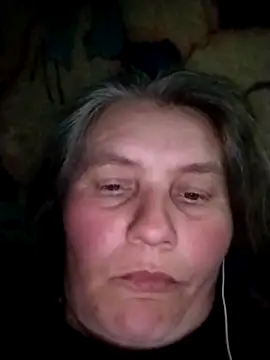Snapshot of IrisMaris37 chatting on April 2026 03:40:02 PM IrisMaris37 online show from April 2026 03:40:02 PM