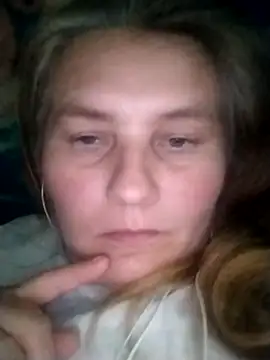 IrisMaris37 online show from June 2026 01:28:01 PM