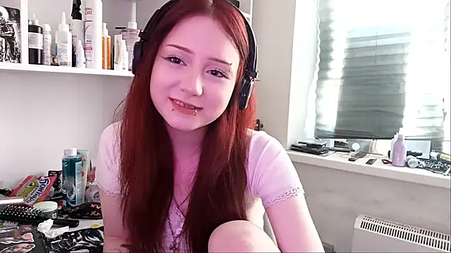 em0emily online show from June 2026 04:19:02 PM