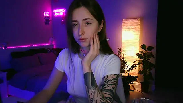 she tora69 online show from April 2026 08:04:02 PM