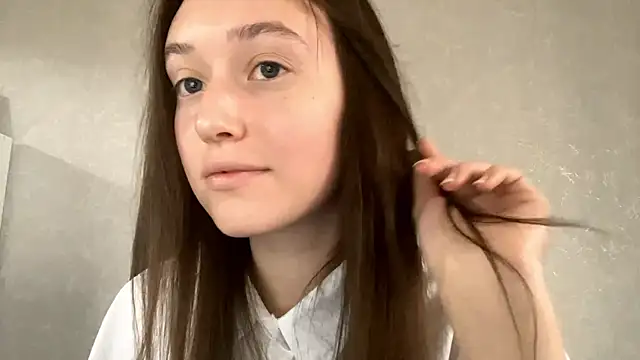 LisaSunrise online show from April 2026 01:26:01 AM