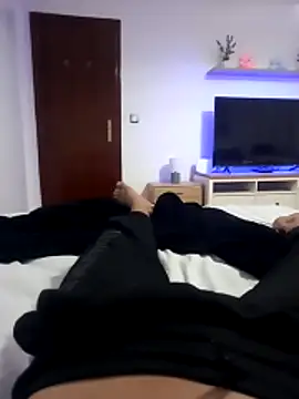 edgarjosemaneiro online show from April 2026 07:44:02 PM