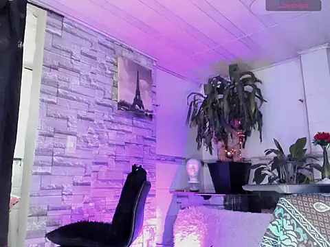 BeautyCatalella1 online show from May 2026 12:43:01 PM