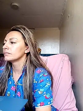 Snapshot of Angel_Nova_ chatting on May 2026 09:32:02 PM Angel Nova online show from May 2026 09:32:02 PM