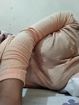 Zi90m online show from April 2026 06:57:02 PM