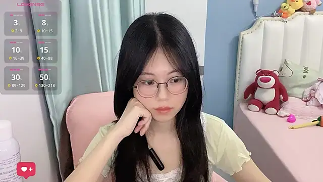 Snapshot of Luna-666 chatting on July 2026 01:28:02 PM Luna-666 online show from July 2026 01:28:02 PM