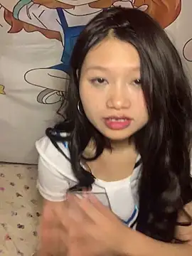 qiuqiu 020 online show from April 2026 06:03:02 PM