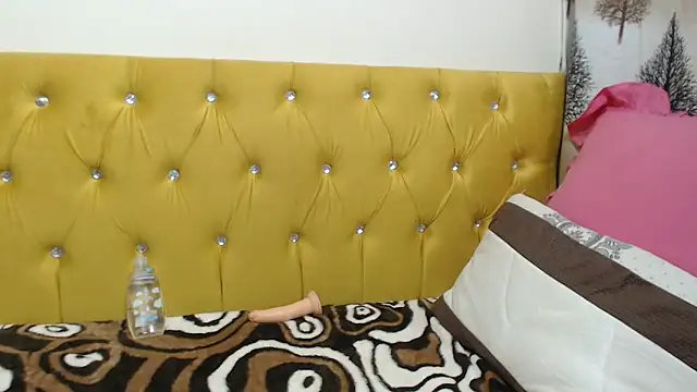 GlamGoddess91 online show from June 2026 12:55:02 AM