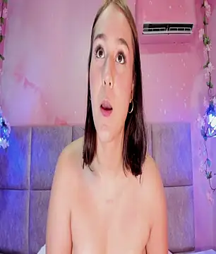 AmelieCooper online show from June 2026 07:51:02 PM