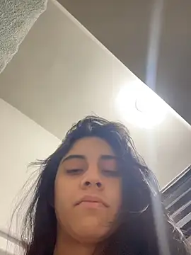 mia moonna online show from June 2026 11:04:02 AM