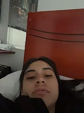mia moonna online show from July 2026 12:19:01 PM