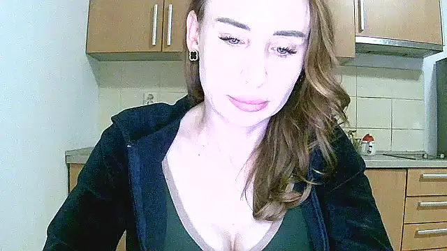 GlarysLoveresx online show from May 2026 07:53:02 PM