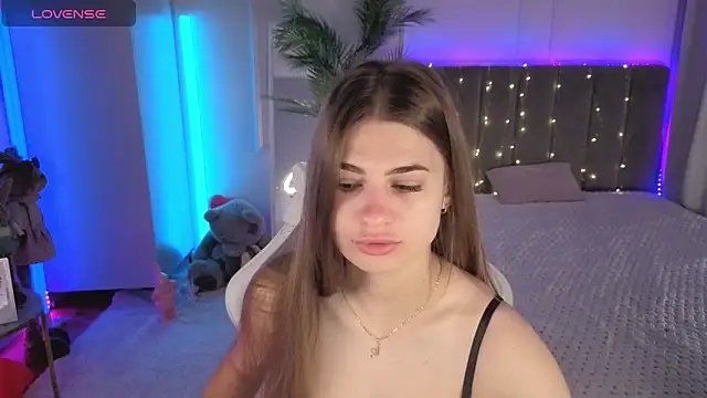 Snapshot of Dayana_Mood chatting on May 2026 06:21:01 AM Dayana Mood online show from May 2026 06:21:01 AM