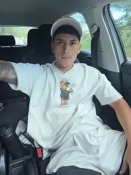 Snapshot of SexxxySquirterStev777 chatting on May 2026 01:48:02 PM SexxxySquirterStev777 online show from May 2026 01:48:02 PM