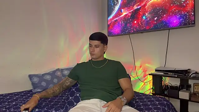 SexxxySquirterStev777 online show from June 2026 01:37:01 PM