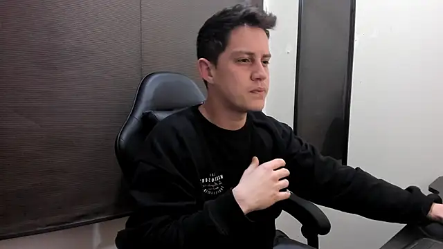KendricTorres online show from July 2026 11:34:01 AM