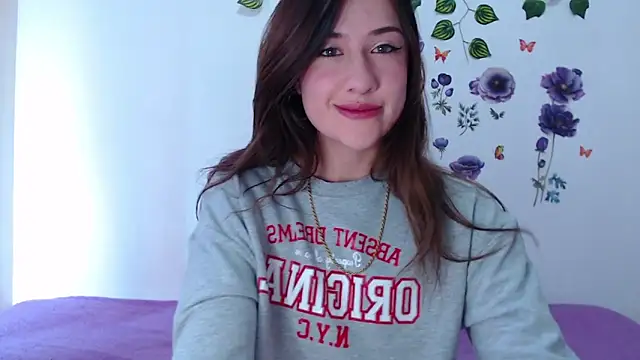 GirlAngell17 online show from May 2026 04:58:02 PM