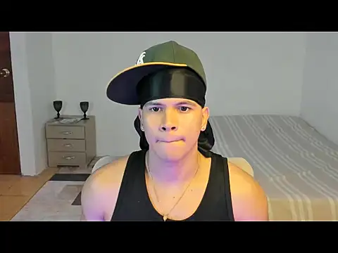 Snapshot of sant_wahlberg chatting on May 2026 05:14:02 AM sant wahlberg online show from May 2026 05:14:02 AM