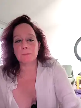 Jazz Rose online show from May 2026 06:35:01 PM